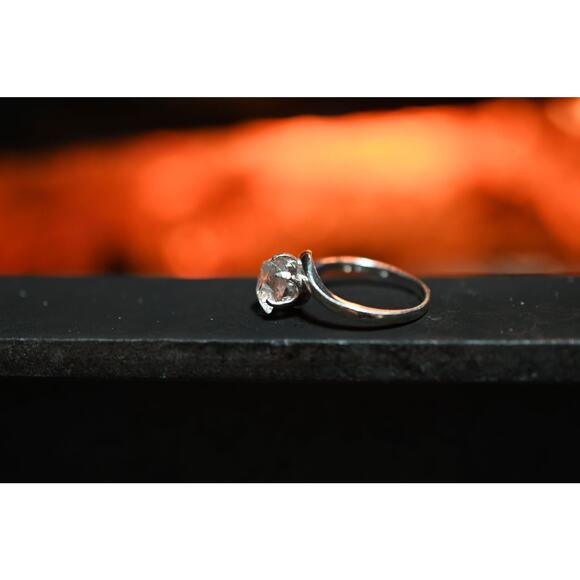 alternative raw diamond engagement rings, raw crystal size 4 5 6 7 8 8 9 10 11 - Picture 3 of 4